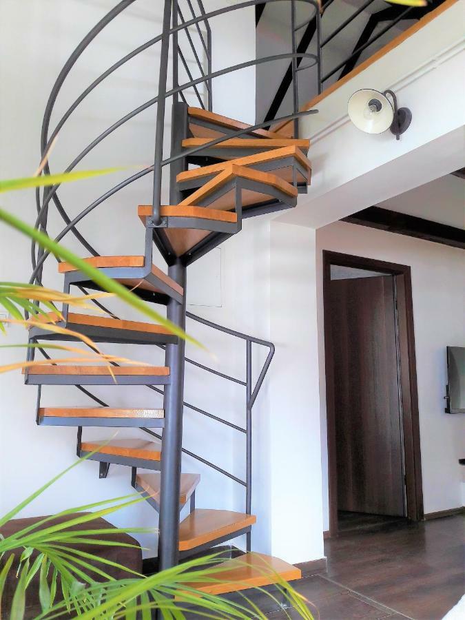 Spacious Apartment "Ana" On Lake Sabljaci オグリン エクステリア 写真